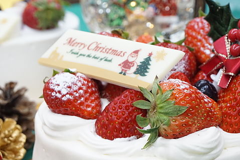 静岡県菊川市パンと洋菓子のお店『Bake and Cake ぱふ』クリスマスケーキ
